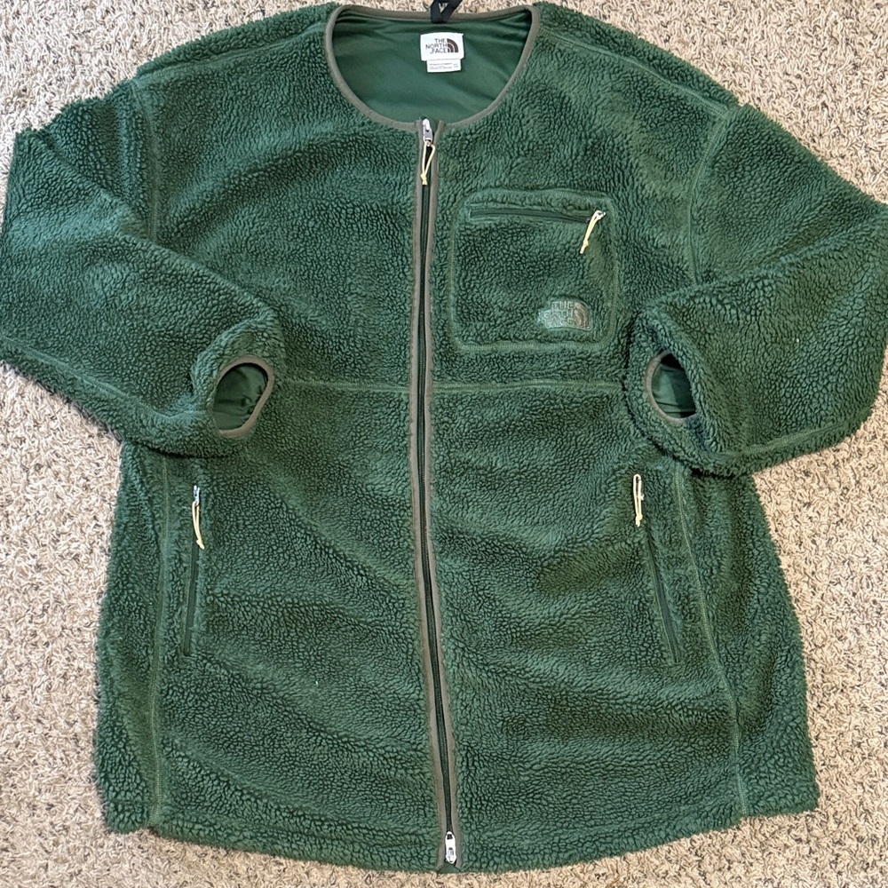 NORTHFACE Women's Extreme Pile Coat - Picture 3 of 4